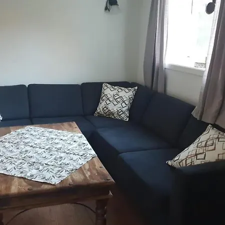 Cozy With Free Parking And Barbecue Area Apartment Tromso
