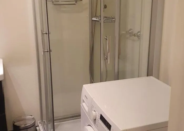 Cozy With Free Parking And Barbecue Area *